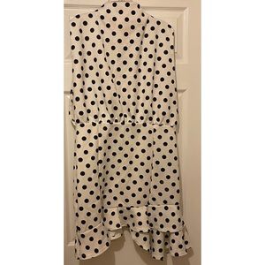 Sleeveless Polka dot dress